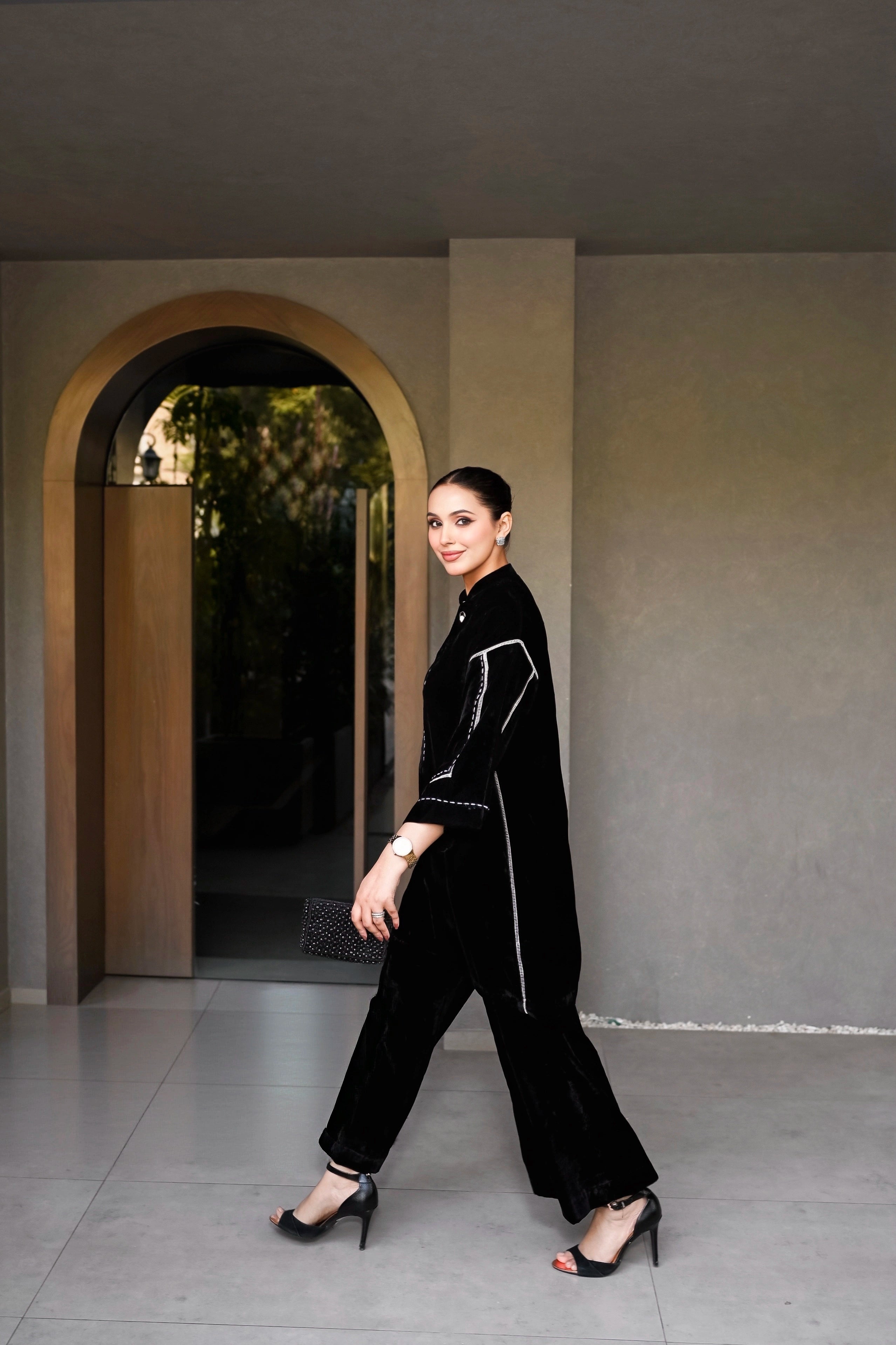 Midnight Grace (Velvet)