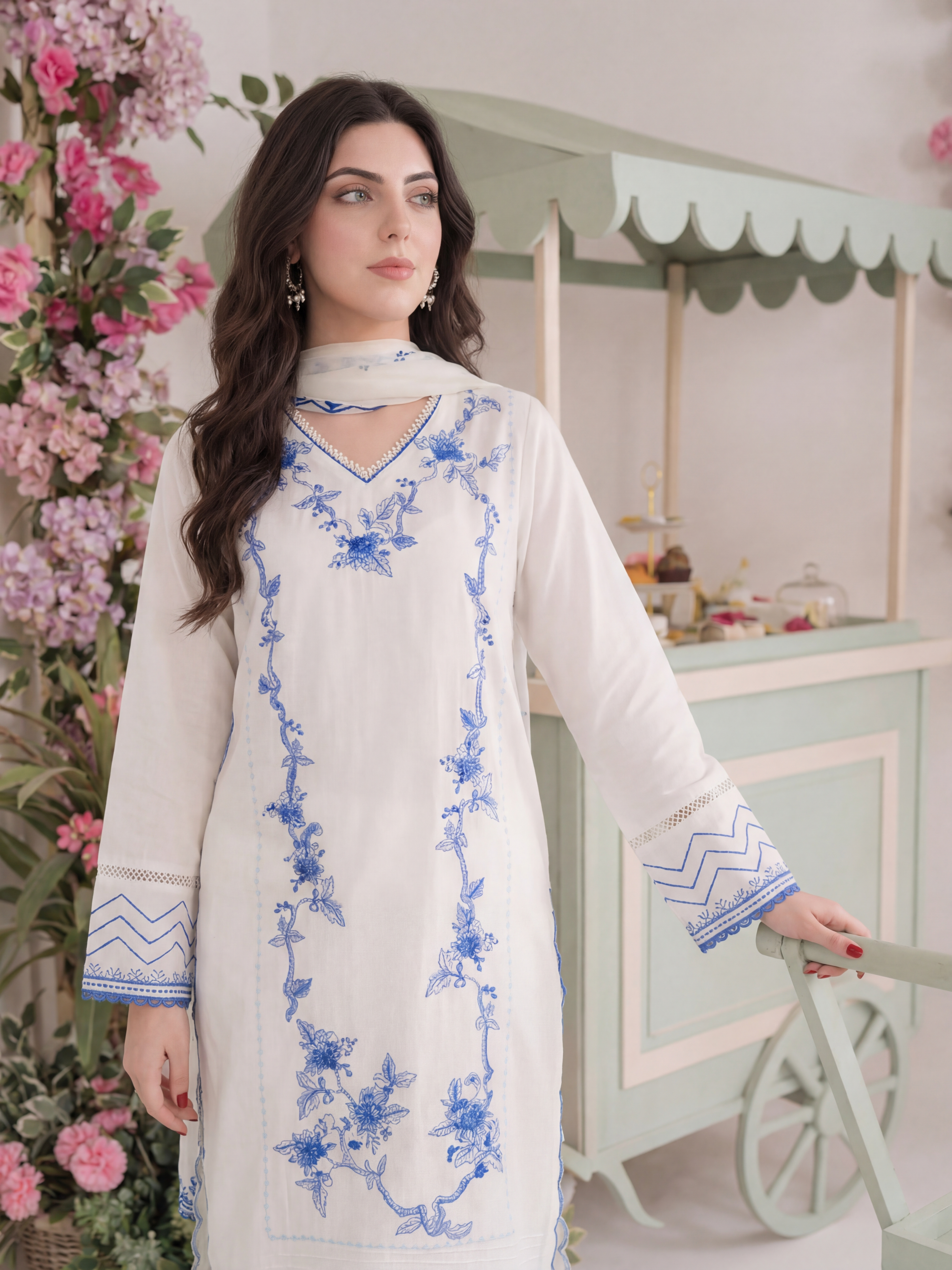 Selene - (silk lawn)