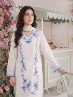 Selene - (silk lawn)